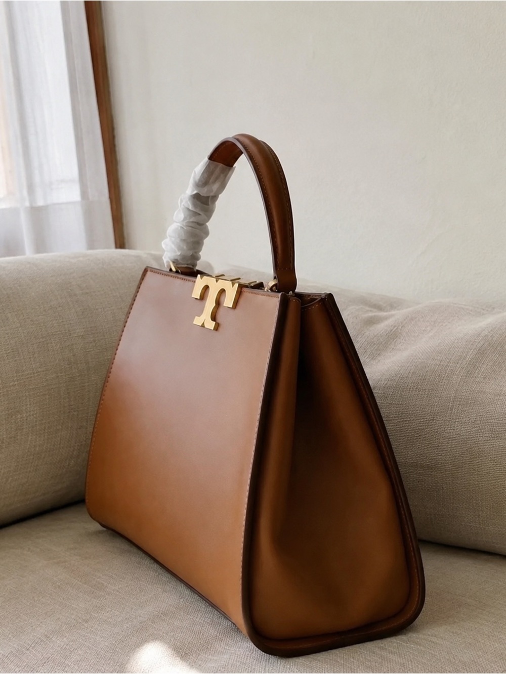 Tory Burch Brown Leather Top-Handle Satchel with Gold Logo - Picture 2 of 4